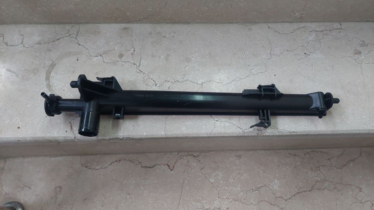 مخزن بالای رادیاتور سانتافه ۳۵۰۰